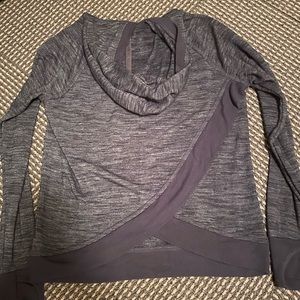 Super cute Athleta girl workout top